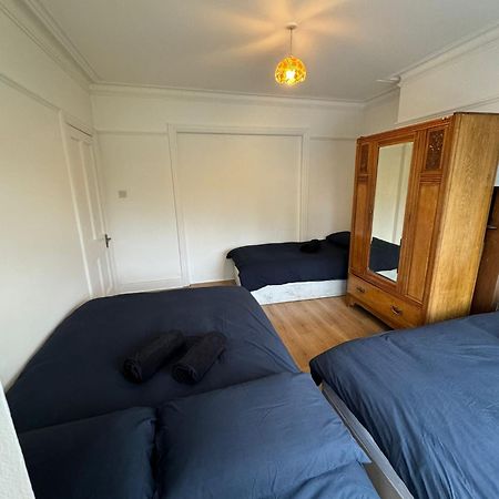 Big Family Room In Room At 2 Iveragh Rd-4 Dublin Luaran gambar