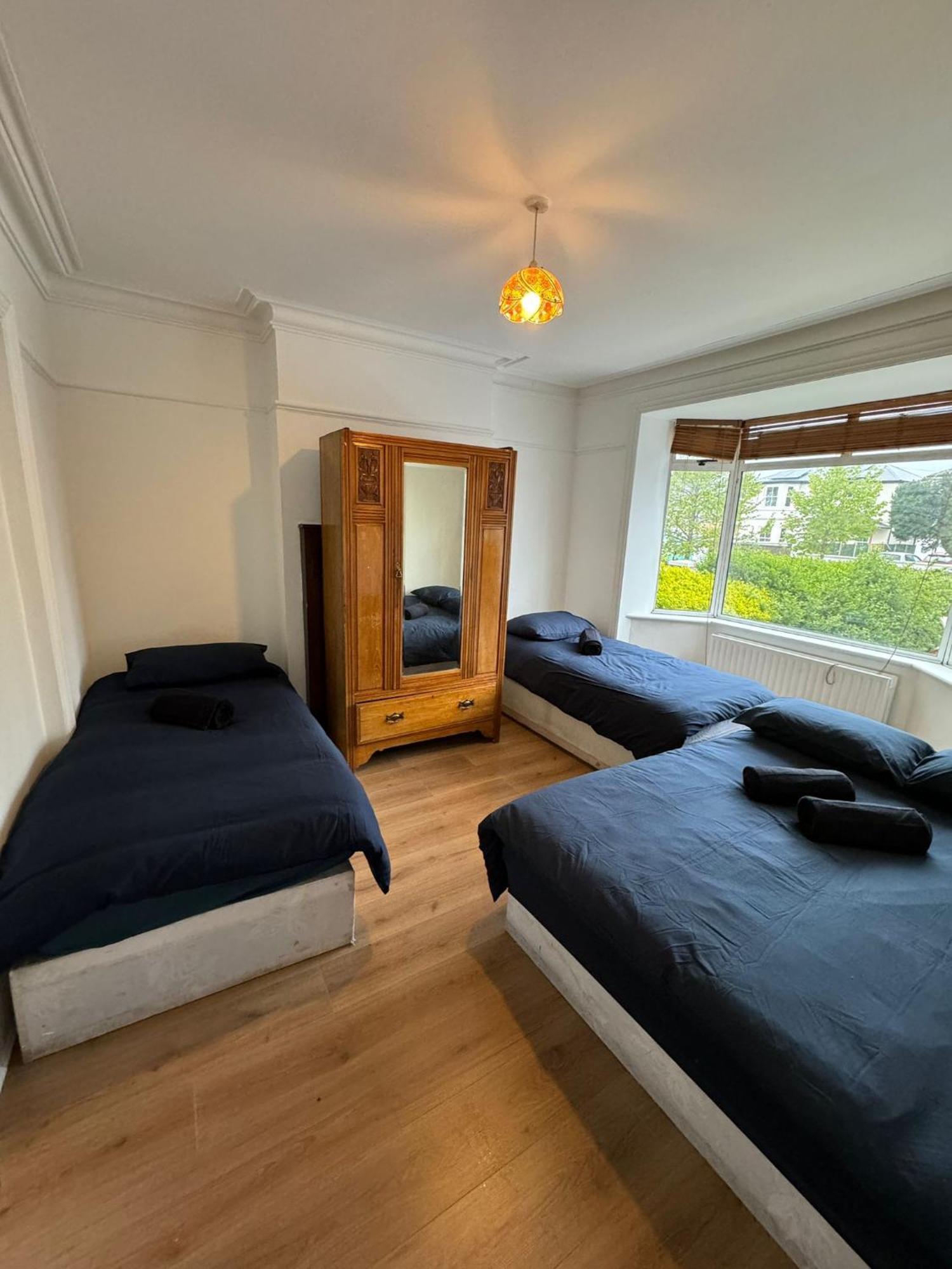 Big Family Room In Room At 2 Iveragh Rd-4 Dublin Luaran gambar